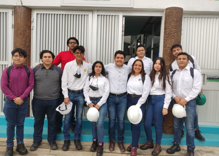 ESIAPI - Escuela Superior de Ingeniería